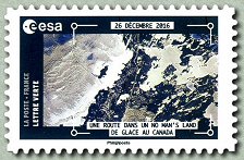 Image du timbre une route dans un no man's land de glace du Canada-26 décembre 2016