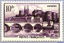 Image du timbre AngersLe pont sur la Maine et le Château